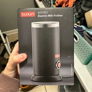 Electric Milk Frother - NEW